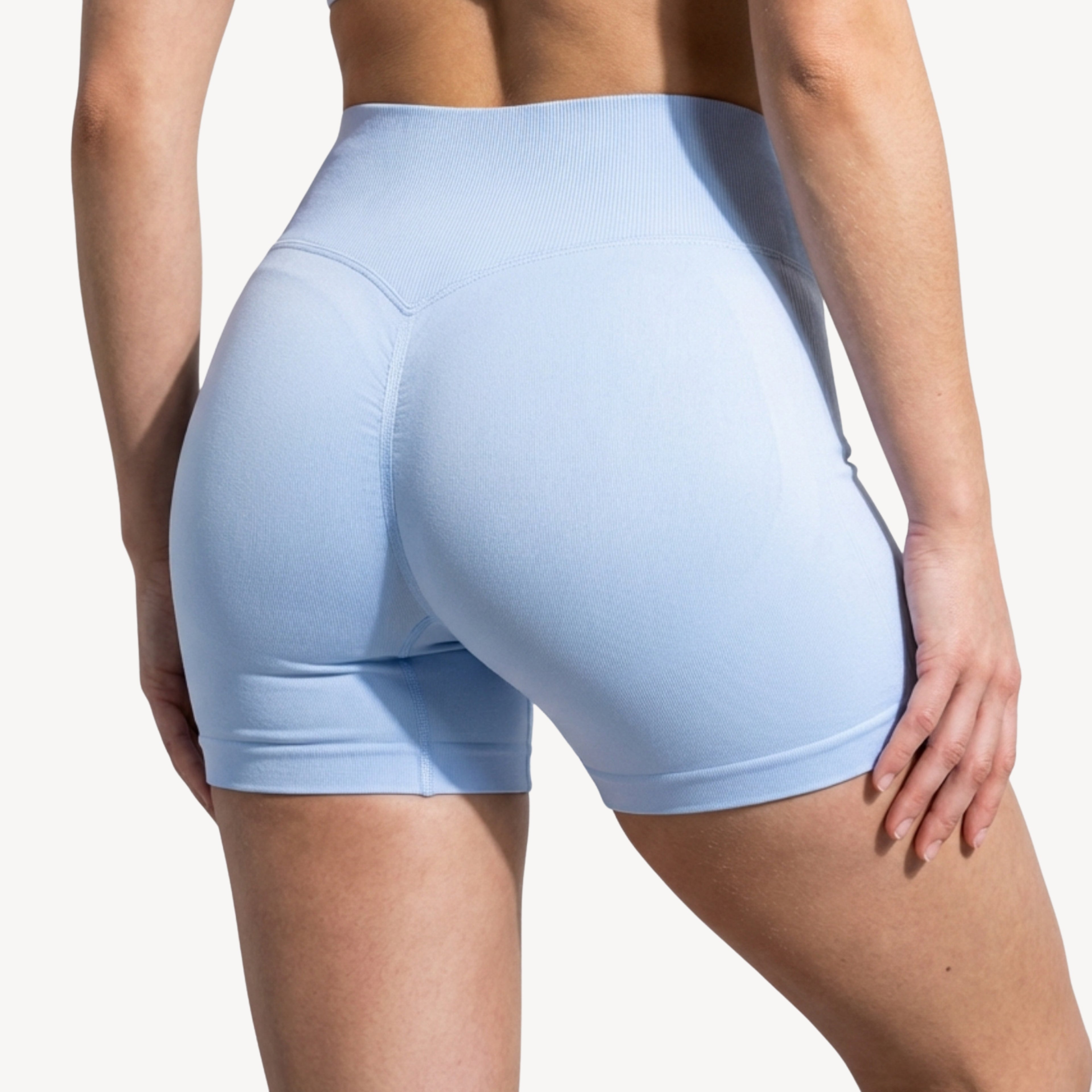 Move 01 Scrunch Shorts - Light Blue