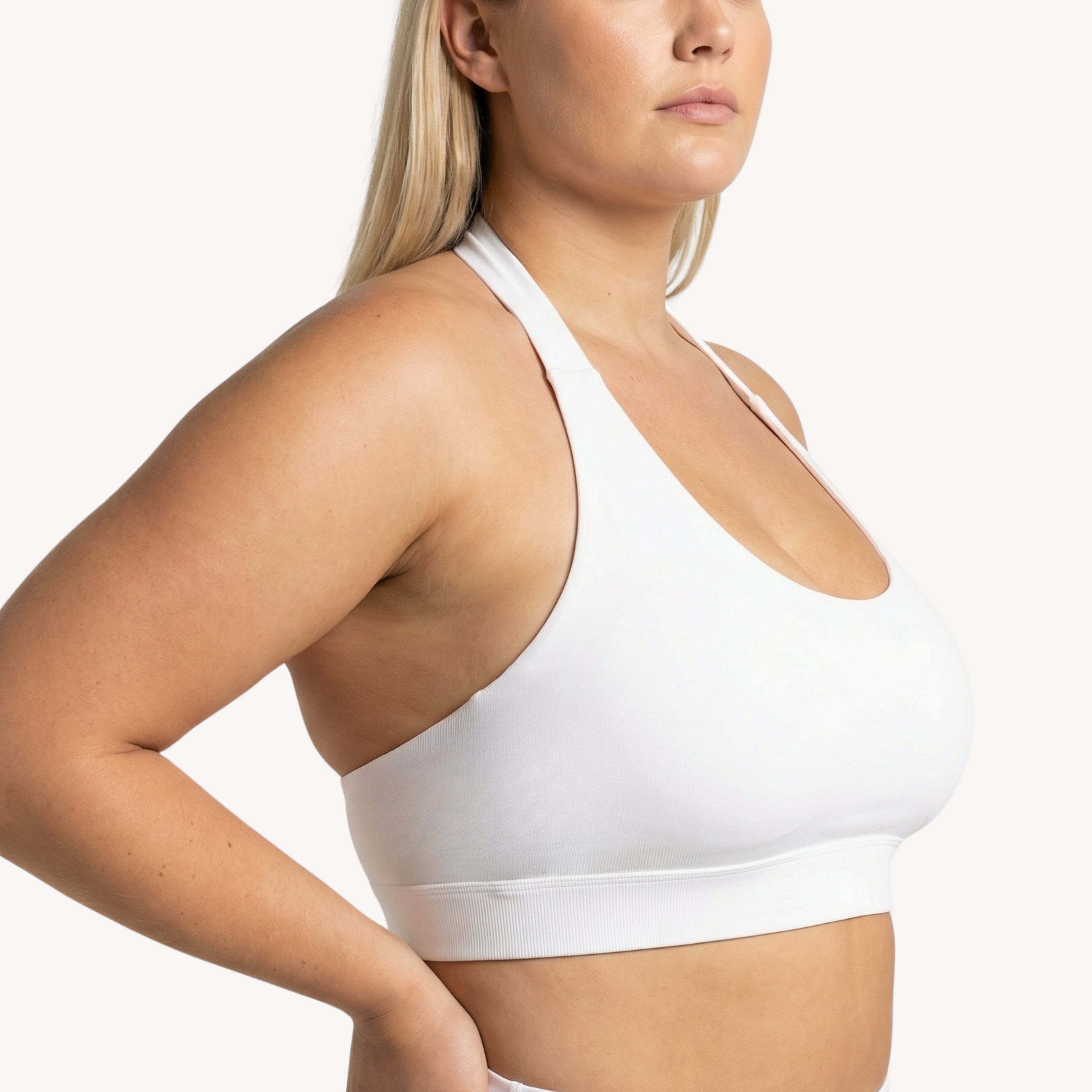 Move 01 Halter Bra - White