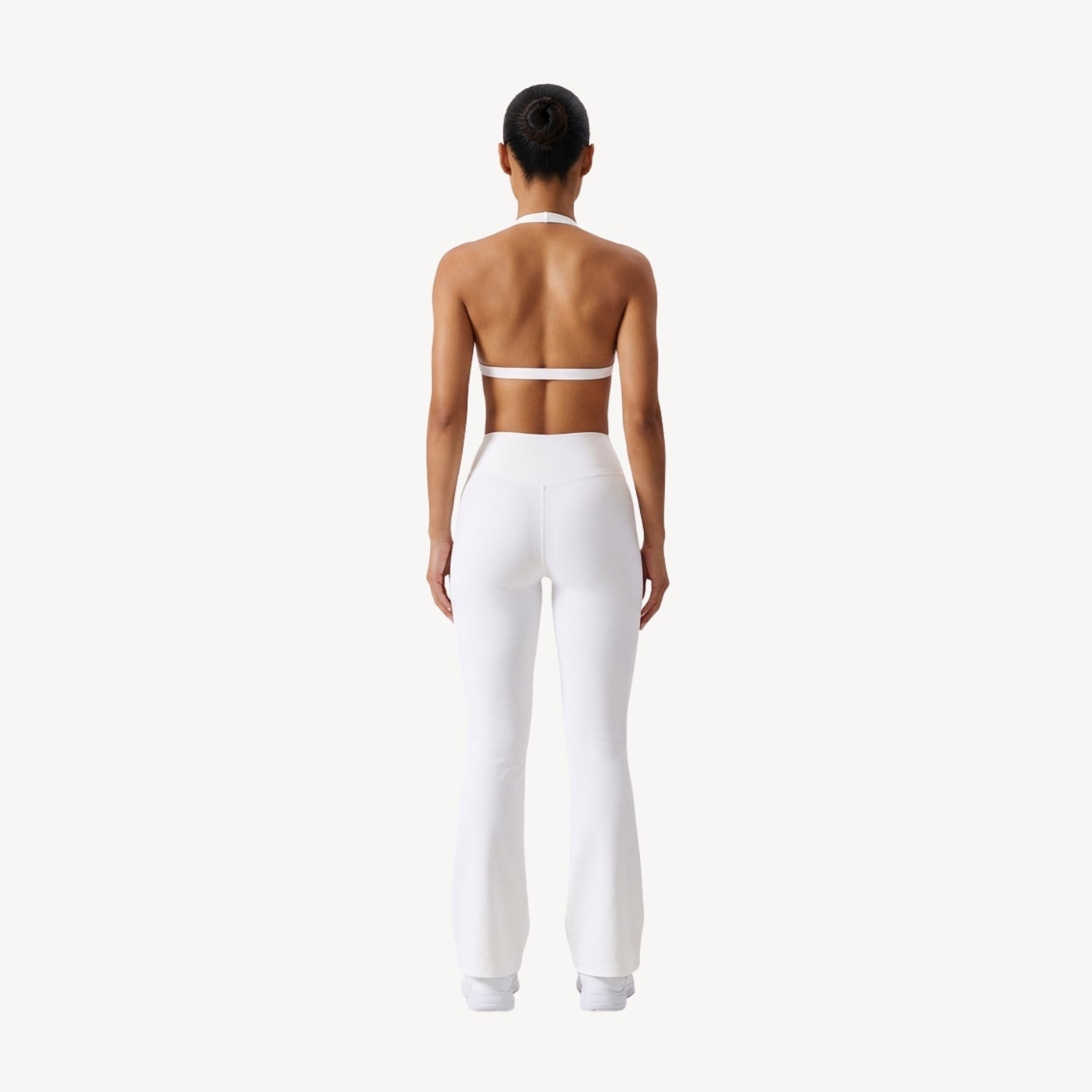 Sculpt 01 Flared Leggings - White