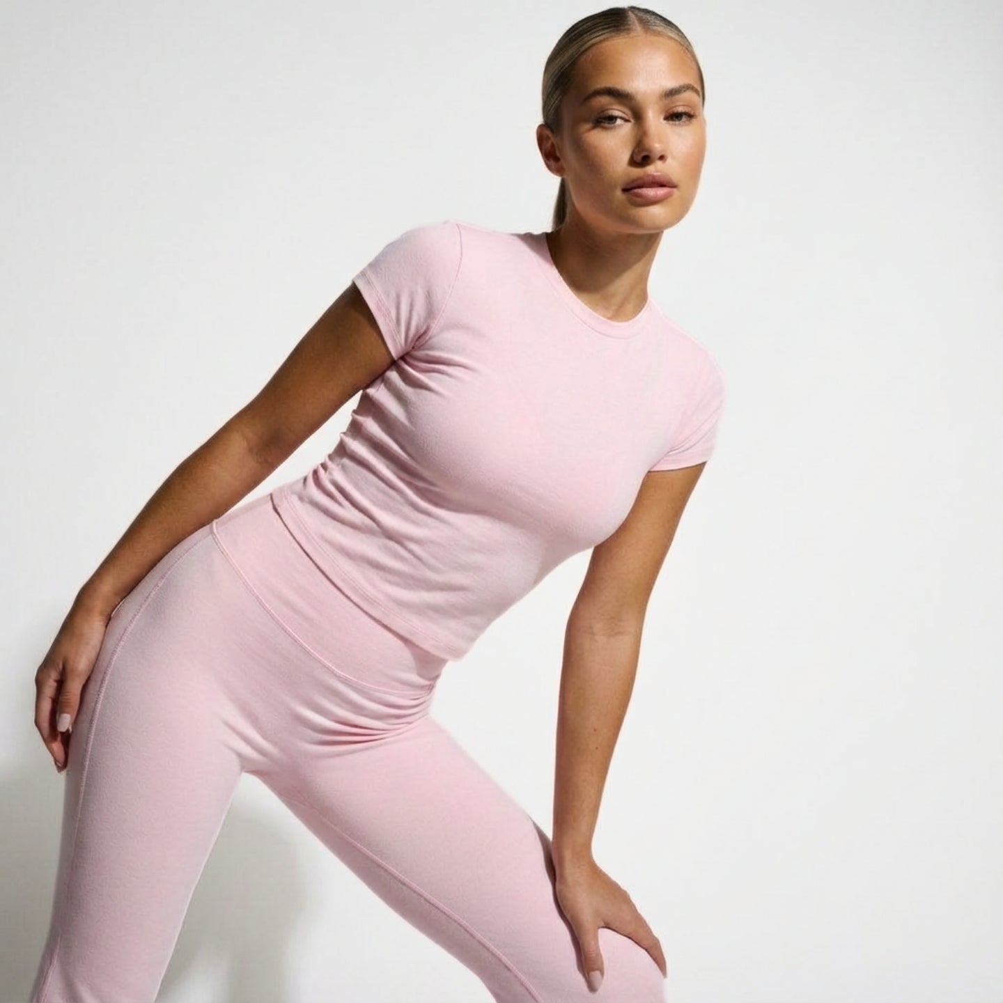 Leisure 01 Crop Tee - Pink